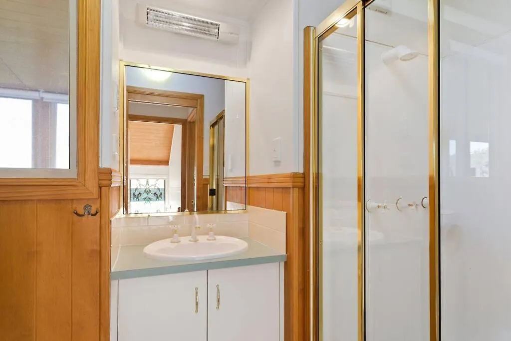 Windsong At Ravensbourne Escape 2 Bedrooms 0*,