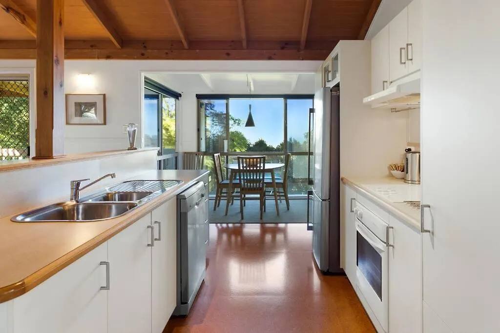 Chalet Windsong At Ravensbourne Escape 2 Bedrooms Australia